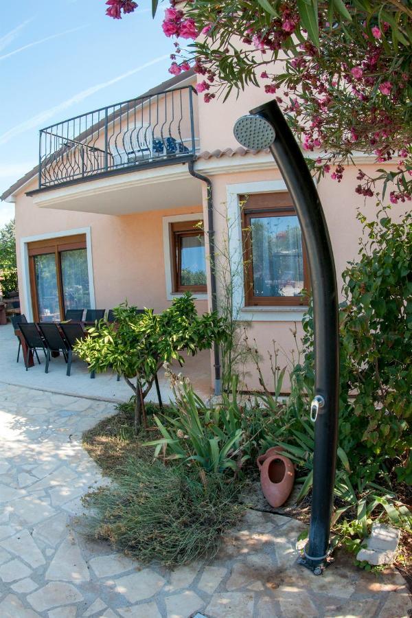 House /Villa Maja Ližnjan Exterior foto